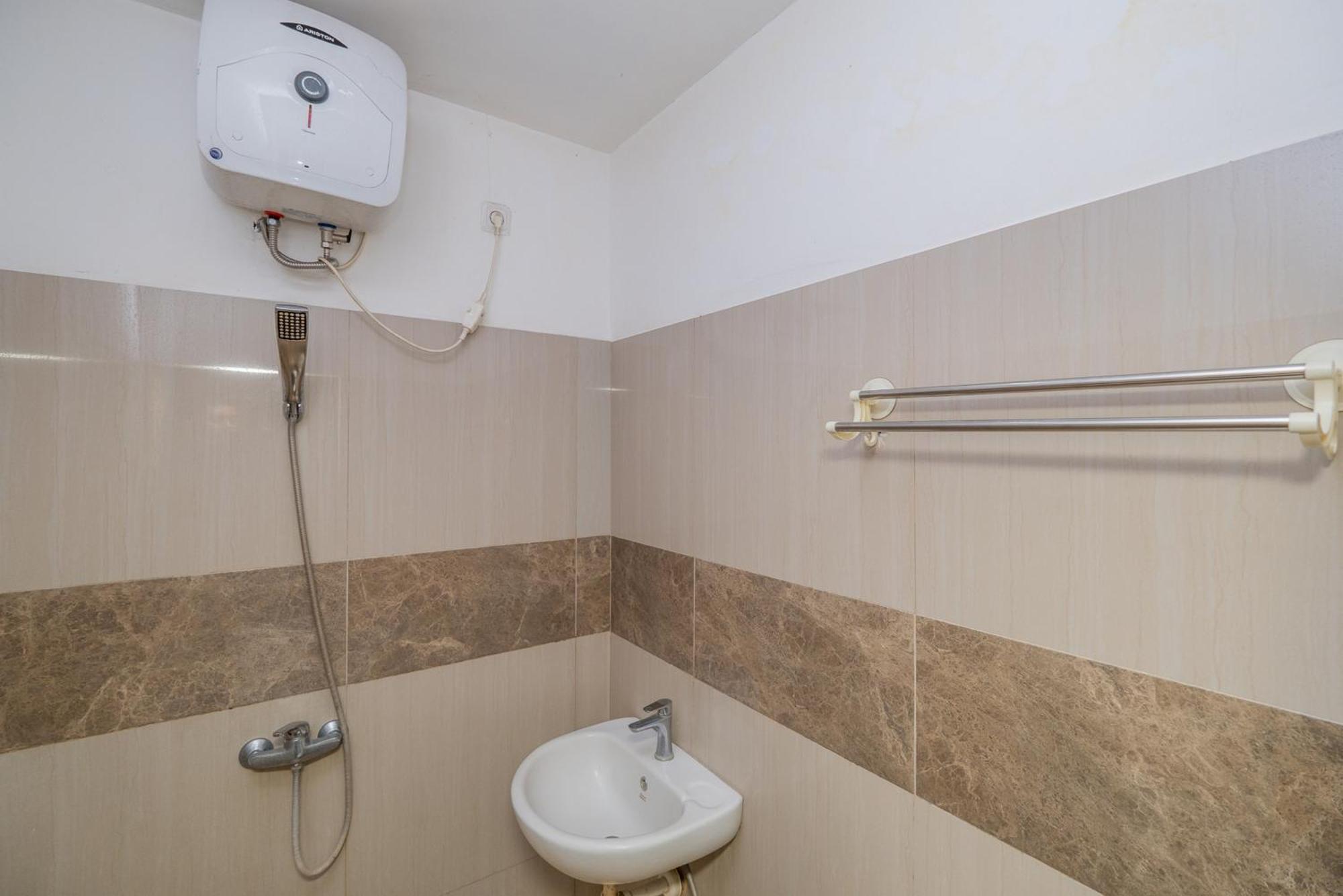 Hotel Reddoorz Near Surabaya Town Square Zewnętrze zdjęcie